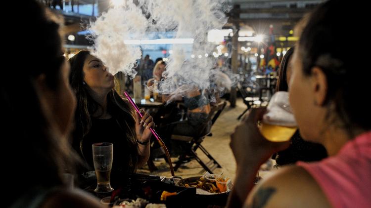 Bar Owner Foot In The Sand Has An Eye On The Us The Goa Spotlight