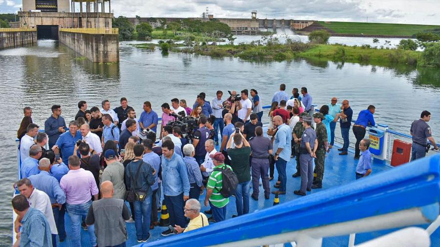 Assinatura para início da Ampliação do Canal de Navegação de Nova Avanhandava - 17.mar.2023 - Dayse Batista/Governo do Estado de SP