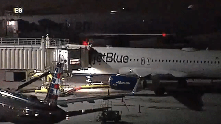 Avião da JetBlue havia saído de Nova York em direção à Flórida - Reprodução/NBC6