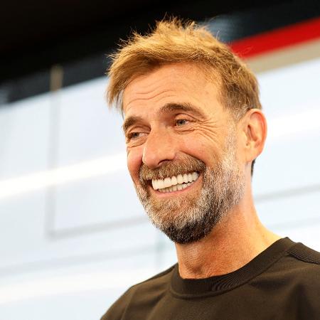 Jürgen Klopp durante entrevista de apresentação na seleção alemã Jürgen Klopp durante entrevista de apresentação na seleção alemã