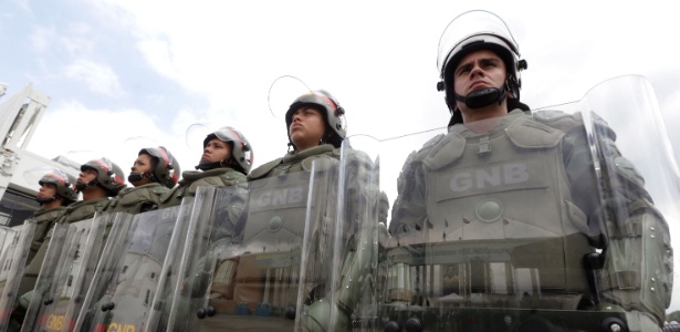 Efetivos militares participam de exercício conjunto em Caracas, na Venezuela - Zurimar Campos/AVN/Xinhua