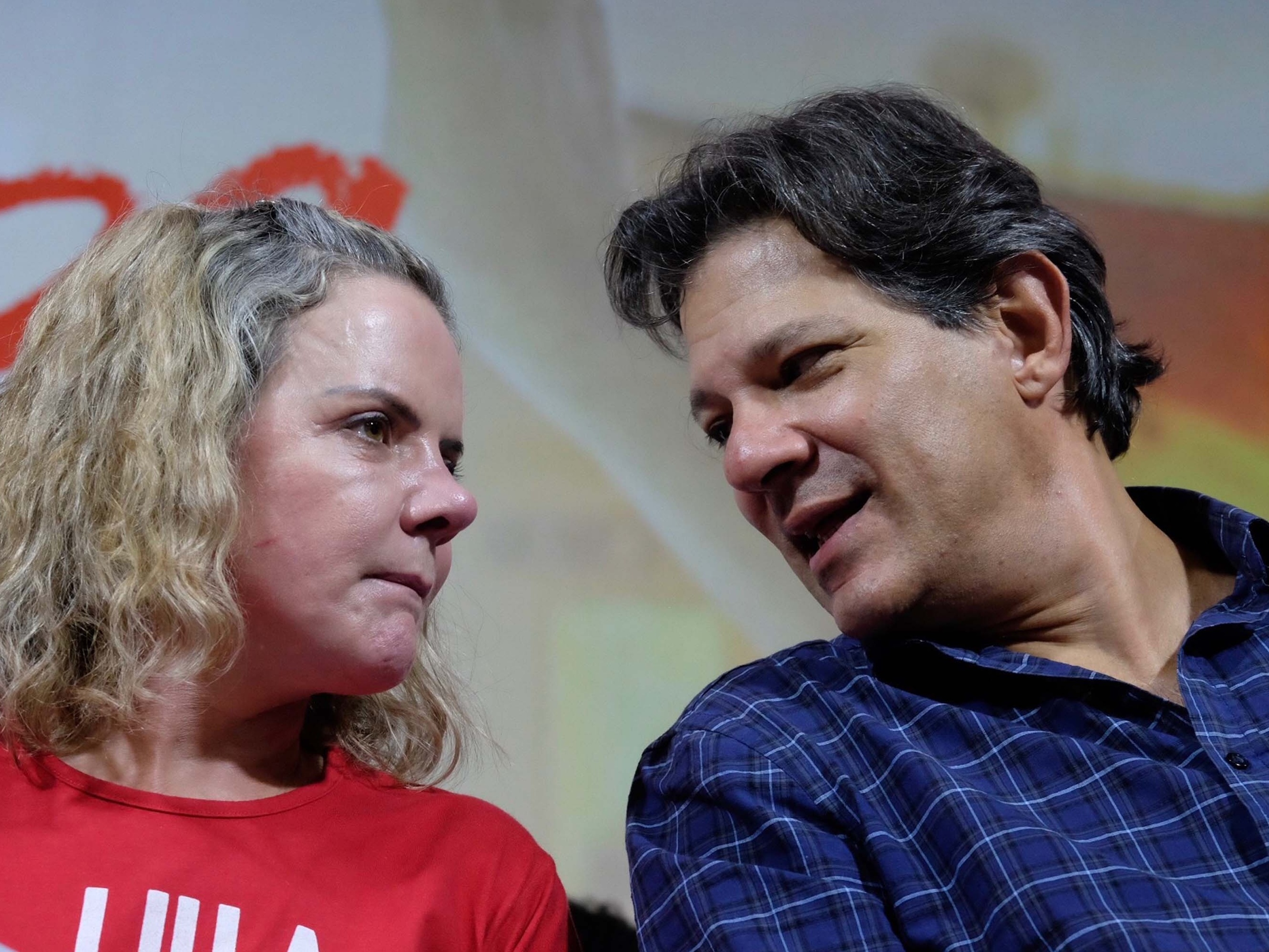 Gleisi rebate Haddad e diz ser direito do PT criticar ações da Fazenda