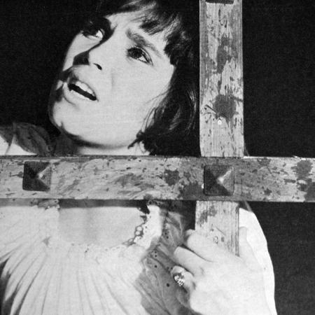 Ela já foi no teatro a Judia Branca Dias. Que tratamento dará às minorias? - divulgação