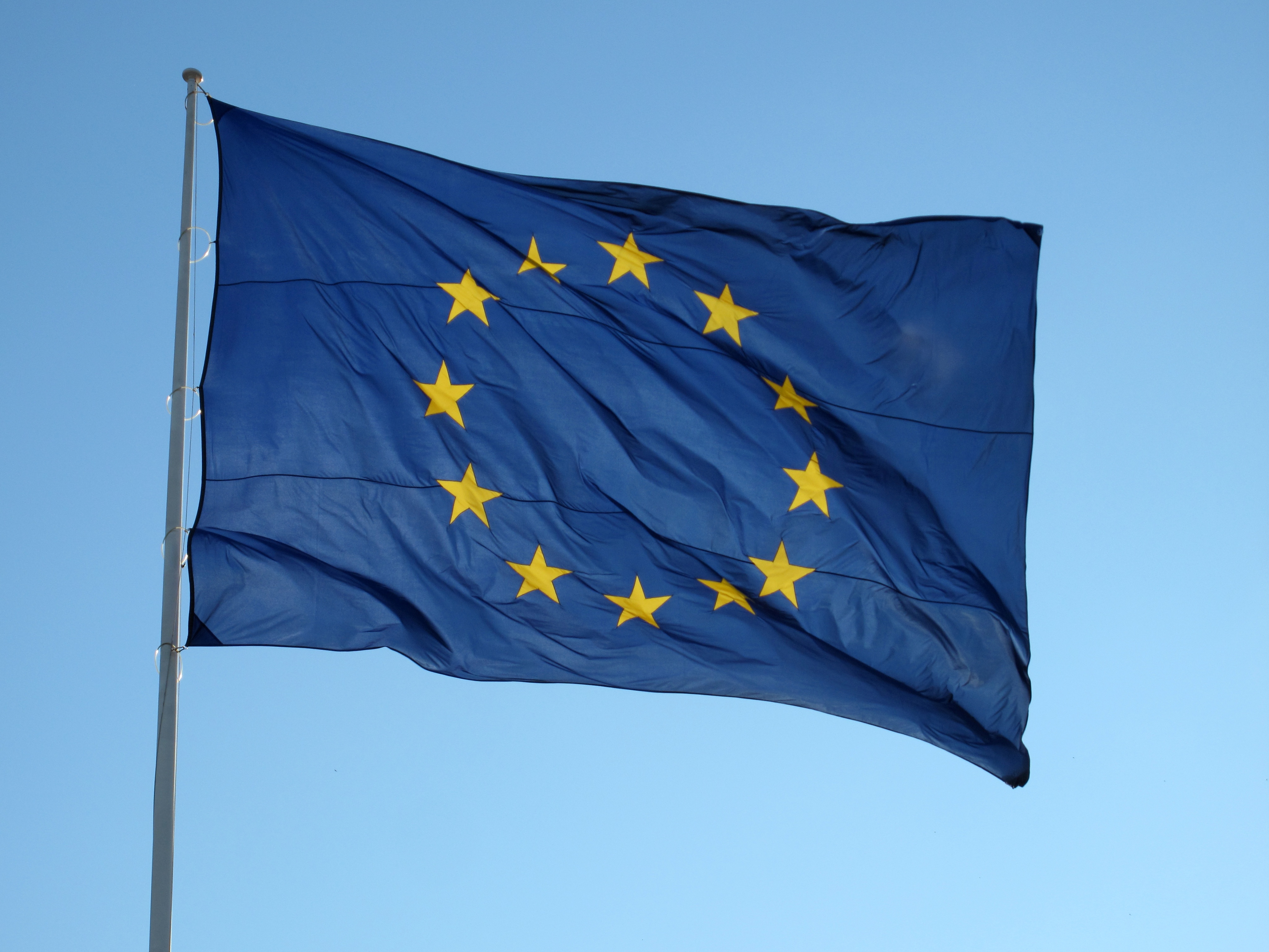 Os 27 países da União Europeia chegam a acordo sobre plano de recuperação pós-pandemia