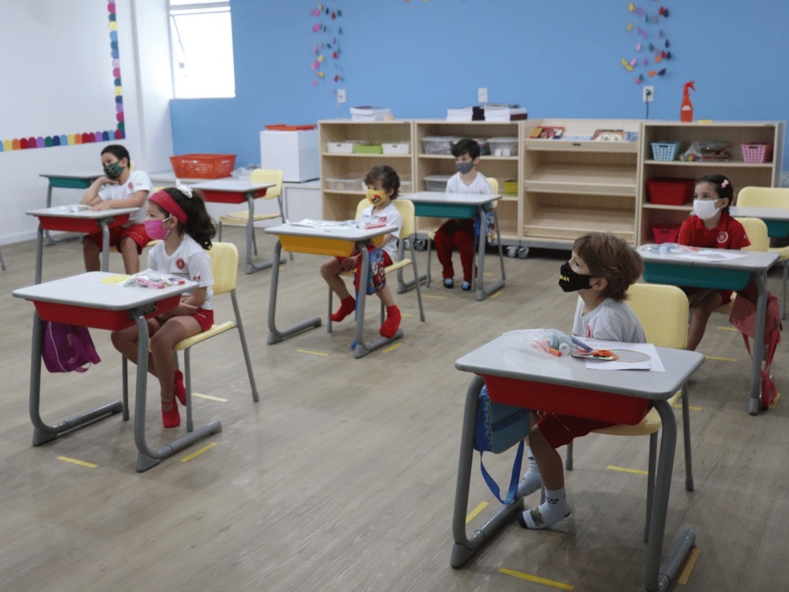 TJ cobra respostas de Doria e Covas sobre protocolos sanitários em escolas