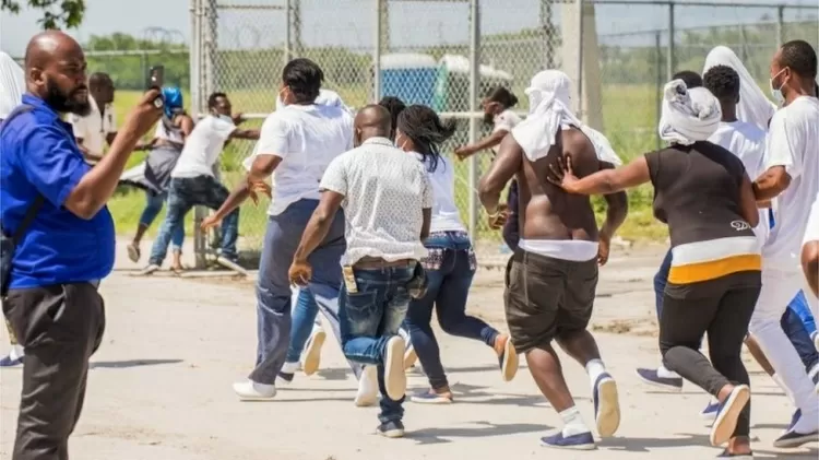 Haitianos foram deportados e chegaram desesperados em Porto Príncipe - REUTERS - REUTERS