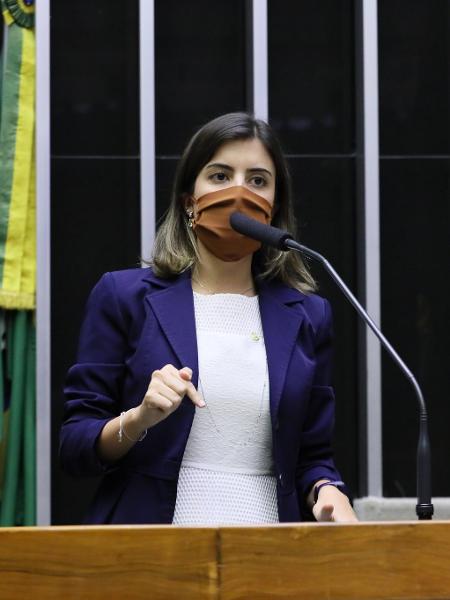 7.out.2021 - A deputada federal Tabata Amaral (PSB-SP), durante sessão na Câmara - Cleia Viana/Câmara dos Deputados