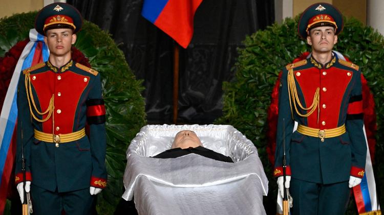 Rússia Milhares Se Despedem De Gorbachev Em Cerimônia Sem Putin 