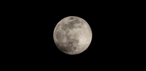 Qual a fase da Lua hoje (1º)? Veja calendário lunar de dezembro 2025