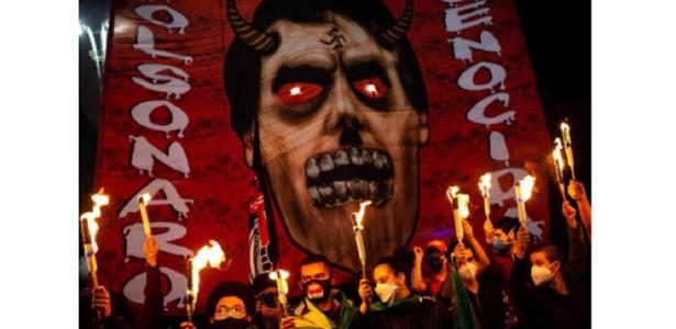 Esquerdas e 7 de Setembro. Não deem sangue a Bolsonaro, e o vampiro morrerá - 26/08/2021 - Vimarsana News