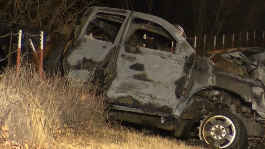 Caminhonete colidiu com van em acidente grave que deixou nove mortos no Texas - CBS News/Reprodução de vídeo