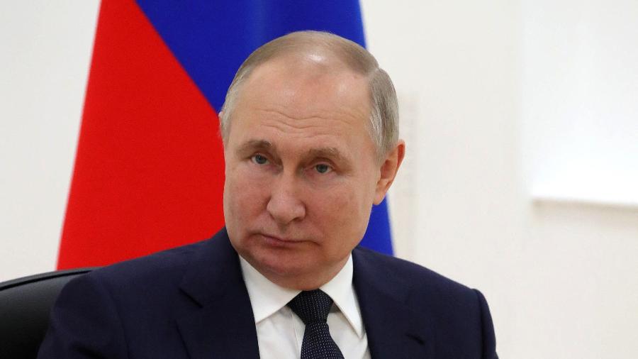 Presidente russo Vladimir Putin pediu que as exportações energéticas russas sejam redirecionadas da Europa para a Ásia - Mikhail Klimentyev/Sputnik/AFP