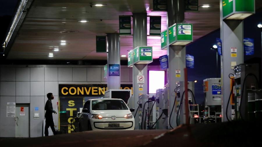 Posto de gasolina em Brasília - ADRIANO MACHADO/REUTERS
