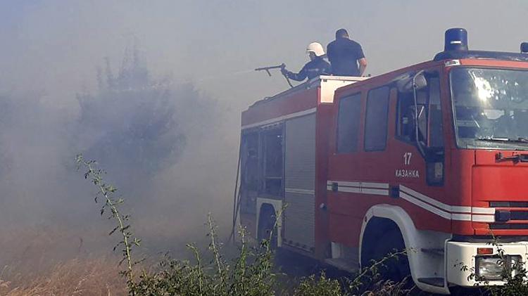 17.July.22 - Firefighters trying to extinguish the fire caused by the Russian bombardment in Mykolaiv, Ukraine - AFP PHOTO / UKRAINE EMERGENCY SERVICE - AFP PHOTO / UKRAINE EMERGENCY SERVICE