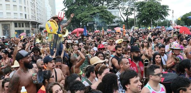 'Não use joias caras': EUA dão conselhos a quem vai ao carnaval do Brasil