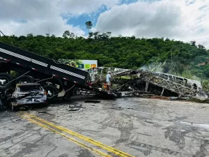 Rodovia de acidente com 38 mortos é líder de acidentes fatais, segundo CNT