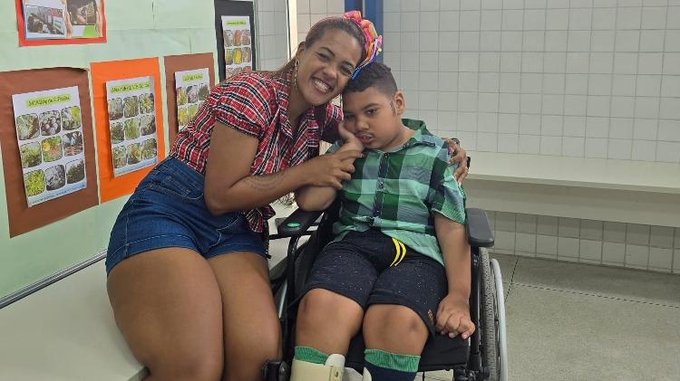 Germana e filho, de nove anos