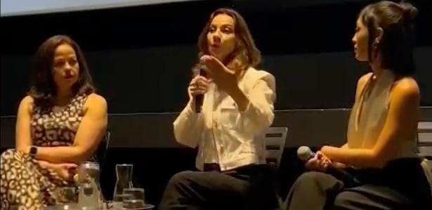 Em exibição de 'Quatro Paredes', Ana Hikari e jornalistas debateram assédio