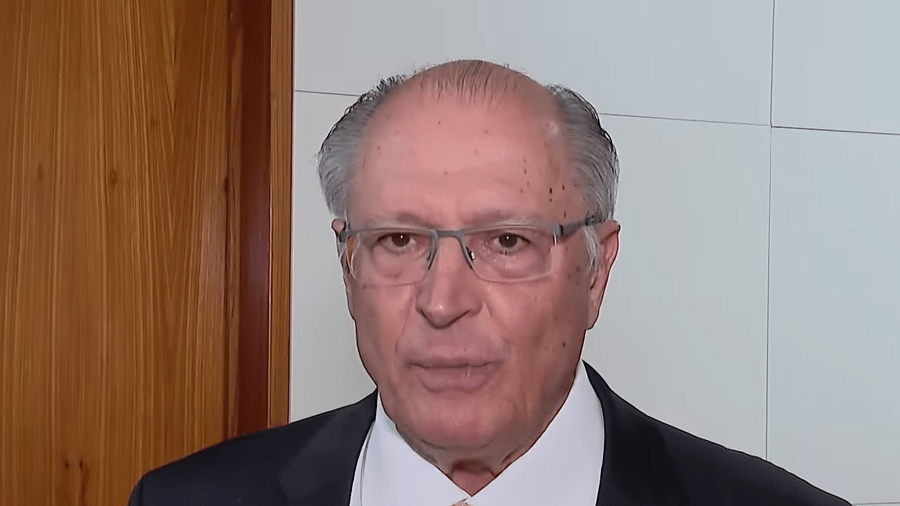 Alckmin fala à imprensa no DF em 09/07/25