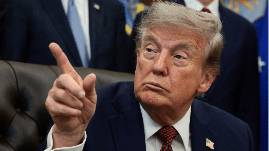 Trump pausa ataques ao Irã e diz que dá chance à diplomacia