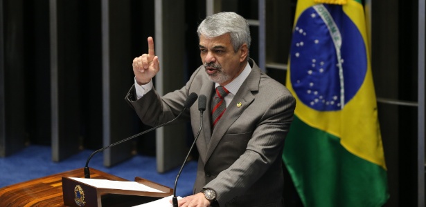O senador Humberto Costa (PT-PE), líder do governo no Senado - Alan Marques/Folhapress