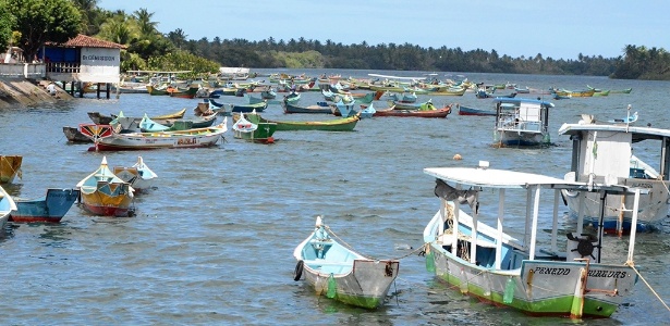 Piaçabuçu (AL) tem 3.500 pescadores que sobrevivem da pesca no São Francisco - Beto Macário/UOL