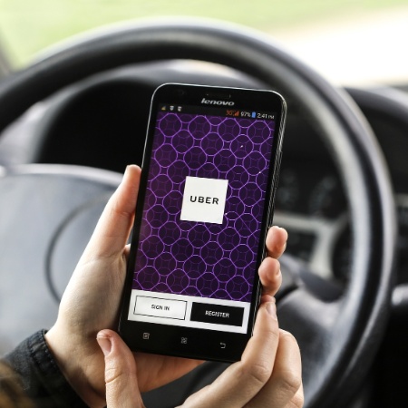 Uber, aplicativo Uber, trânsito, transporte, táxi - Getty Images