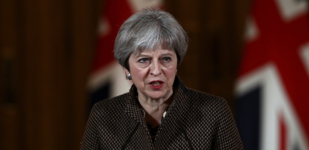 Simon Dawson/Reuters