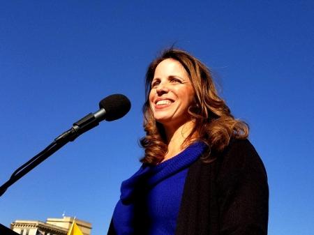 Simone Gold, militante e fundadora do America"s Frontline Doctors - Reprodução/Facebook/America"s Frontline Doctors