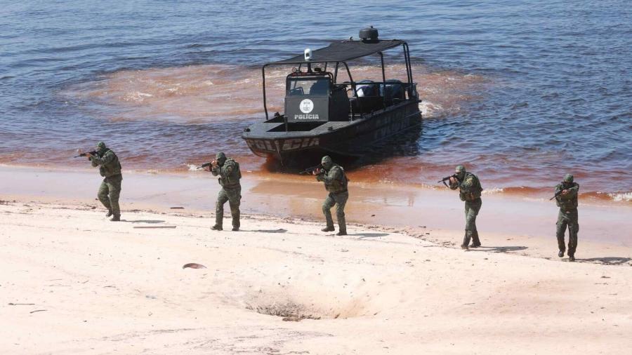 Policiais do Amazonas que atuam na área de proteção dos rios  - SSP/AM