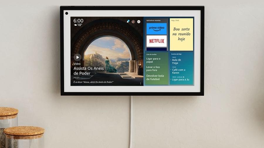 Supporto 3D Cabin Per Echo Show 10 – Alza Dispositivo E Protegge Spina Di Alimentazione Da Liquidi