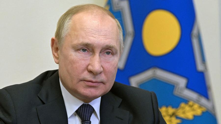 10.jan.2022 - O presidente russo, Vladimir Putin, participa de uma reunião de vídeo - Alexey Nikolsky/Sputnik/AFP