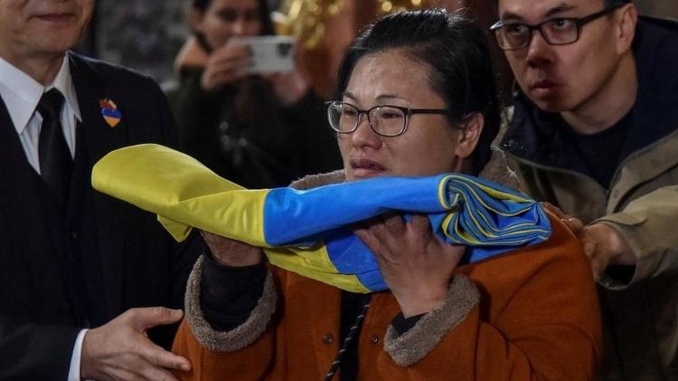 Tseng Sheng-guang's mother travels to Ukraine to pick up her son's body - Reuters - Reuters