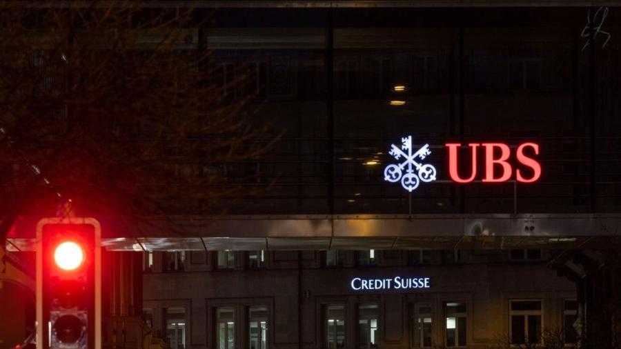 Os bancos suíços UBS e Credit Suisse, em Zurique, na Suíça - Arnd Wiegmann/Getty Images