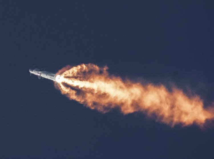 Starship: nave da SpaceX, empresa de Elon Musk, explode após lançamento de foguete
