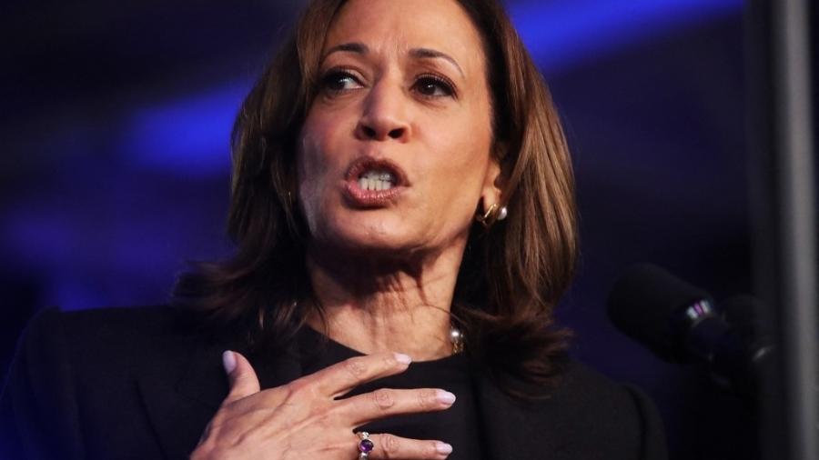 18.out.2024 - Kamala Harris em evento de campanha em Waterford, Michigan - SPENCER PLATT/Getty Images via AFP