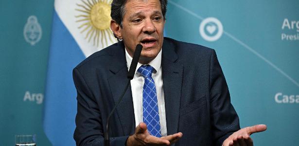 'Mercado está muito mais tenso do que em outros tempos', afirma Haddad