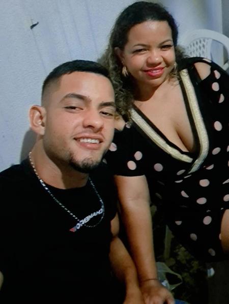 Wendel Cristian da Conceição Wanderlei ao lado da mãe, Francimar Conceição Paulo Wendel Cristian da Conceição Wanderlei ao lado da mãe, Francimar Conceição Paulo