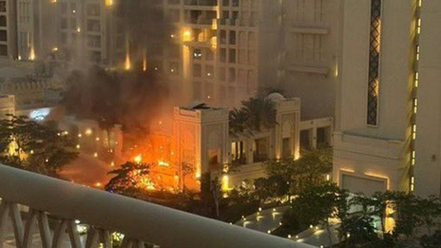 Incêndio atinge hotel em região luxuosa de Dubai