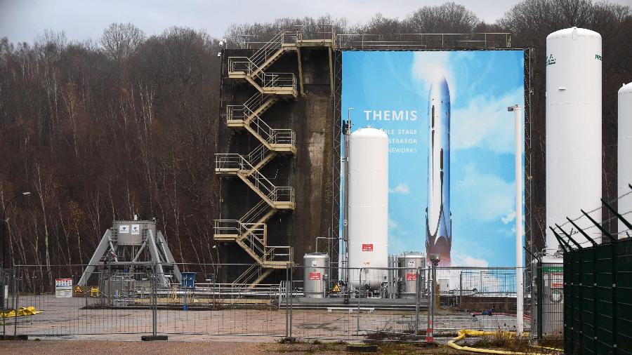 Foto mostra local de testes da francesa Arianegroup; companhia quer concorrer com a SpaceX - Eric Piermont/AFP