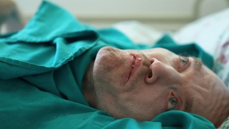 Oleh feeding while lying in bed - BBC NEWS - BBC NEWS