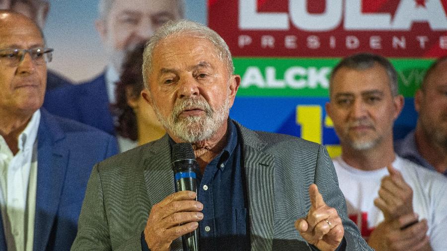 O ex-presidente Lula (PT) durante entrevista -  EVANDRO LEAL/ENQUADRAR/ESTADÃO CONTEÚDO