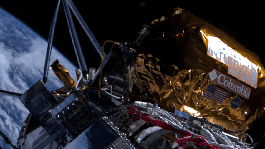 A espaçonave sem tripulação entrou em órbita na quarta-feira, seis dias após ter sido lançada por um foguete SpaceX Falcon 9 da Flórida