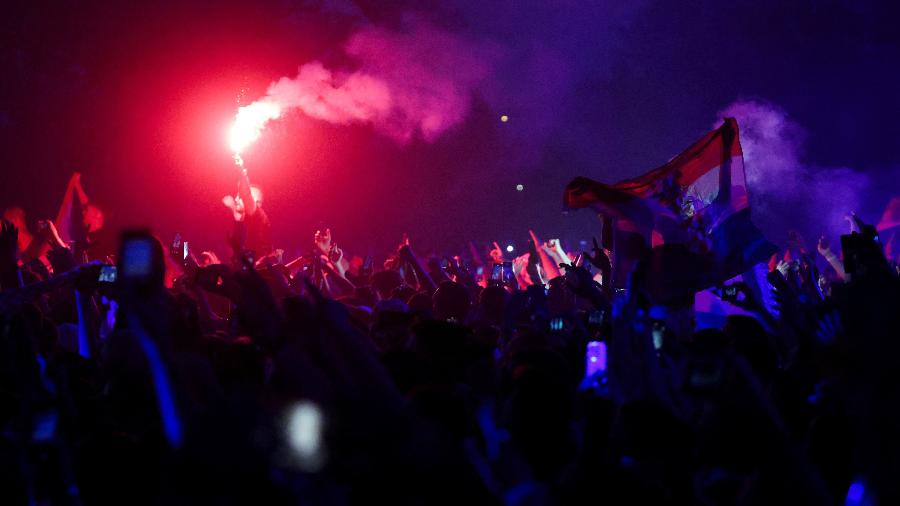 Com frase nazista, Marko Perkovic Thompson recebeu 500 mil pessoas em seu show na Croácia Com frase nazista, Marko Perkovic Thompson recebeu 500 mil pessoas em seu show na Croácia