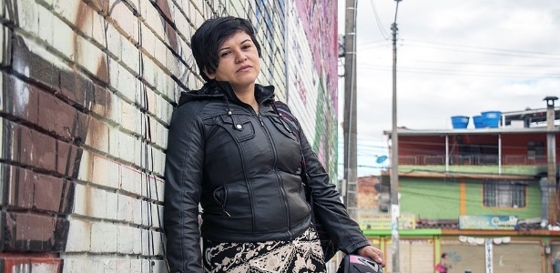 Sandra diz ter deixado as Farc porque estava "sem saída" e quer entrar na política para lutar por direitos de ex-combatentes - Débora Silva/BBC