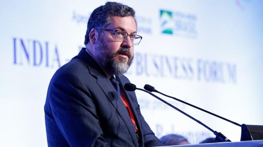 Ernesto Araújo rebateu acusações de que sua gestão à frente da diplomacia brasileira é "prejudicial aos interesses nacionais", principalmente na economia - Alan Santos/PR