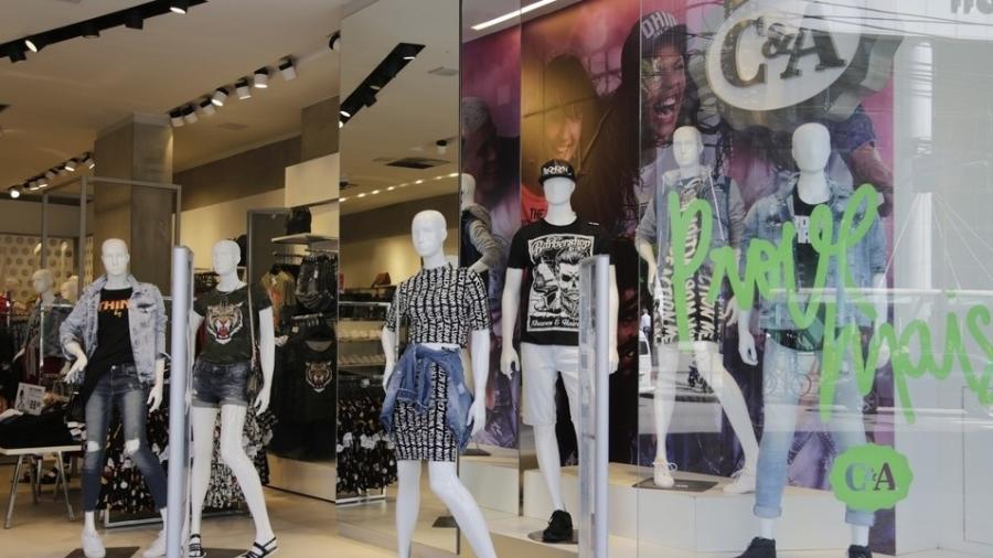 Loja da c&a store roupas