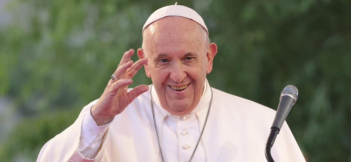 14 set. 2021 - Papa Francisco acena para peregrinos em Kosice, na Eslováquia - Sean Gallup/Getty Images