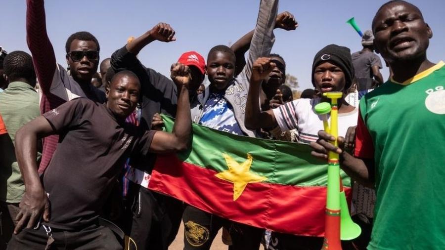 Parte dos moradores da capital, Ouagadougou, apoiou o golpe em Burkina Faso - AFP