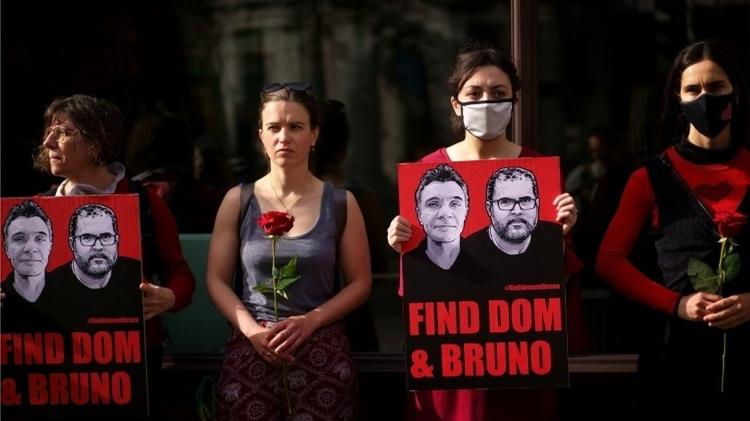 Vigil in front of the Brazilian embassy in London calls for Dom Phillips and Bruno Araújo Pereira to be found - EPA - EPA